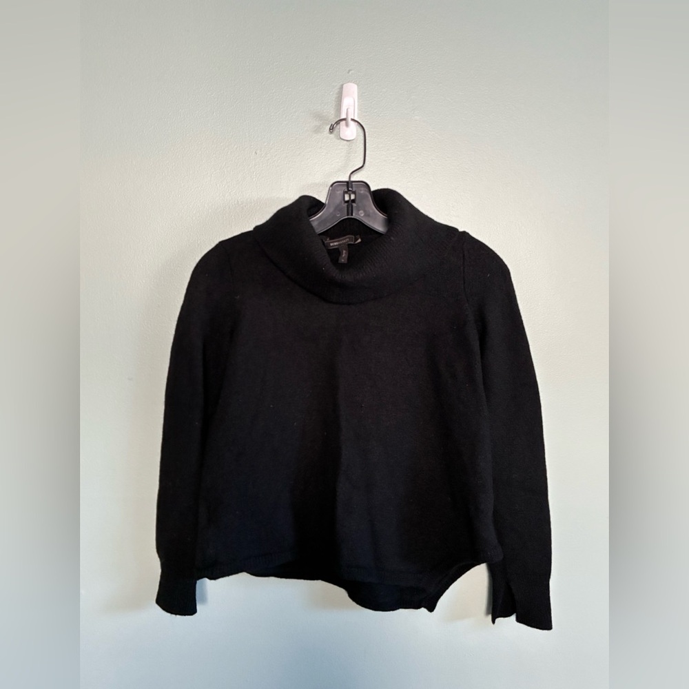BCBG Black 100% Merino Wool Turtleneck Asymmetrical Hem Sweater Sz M